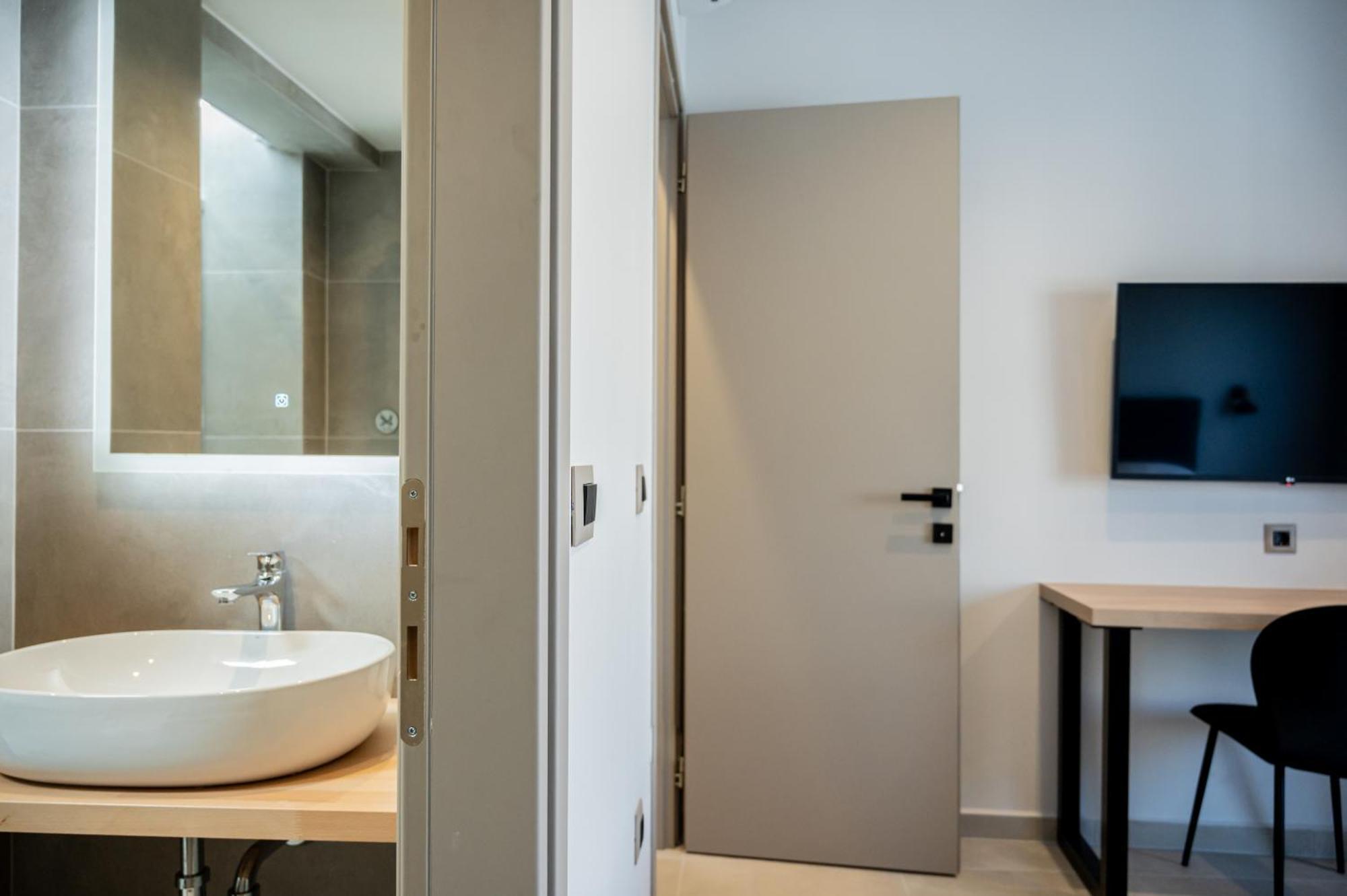 Yiannis Deluxe Apartment 하니아 외부 사진