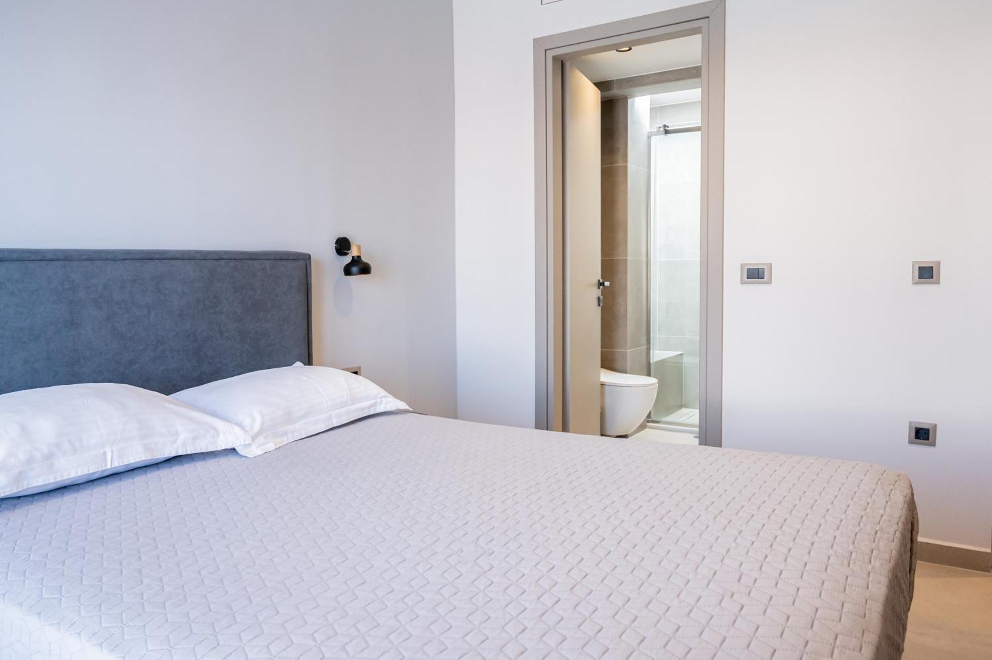 Yiannis Deluxe Apartment 하니아 외부 사진